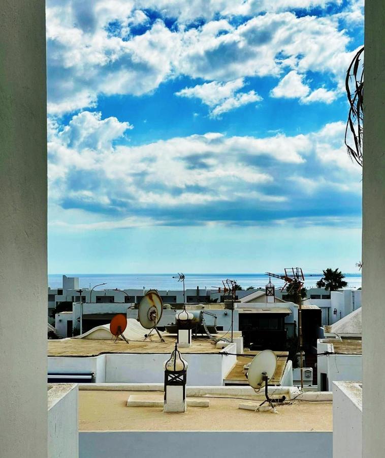 Apartment Vincent, Cozy And Sunny Over The Rooftops Puerto del Carmen  Exteriör bild