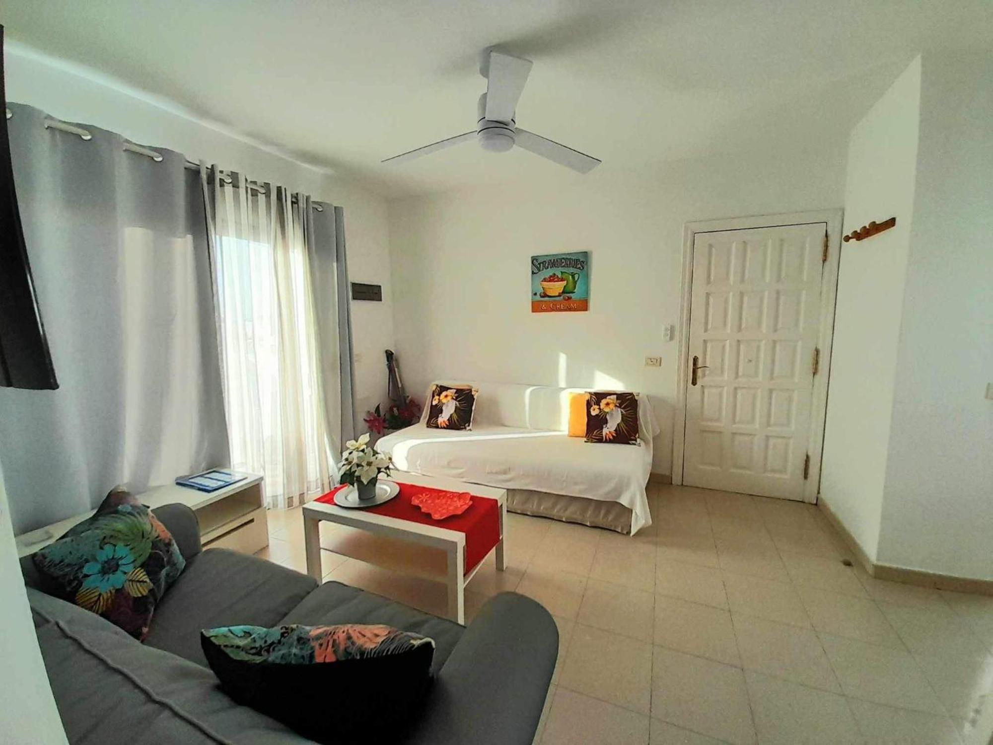 Apartment Vincent, Cozy And Sunny Over The Rooftops Puerto del Carmen  Exteriör bild